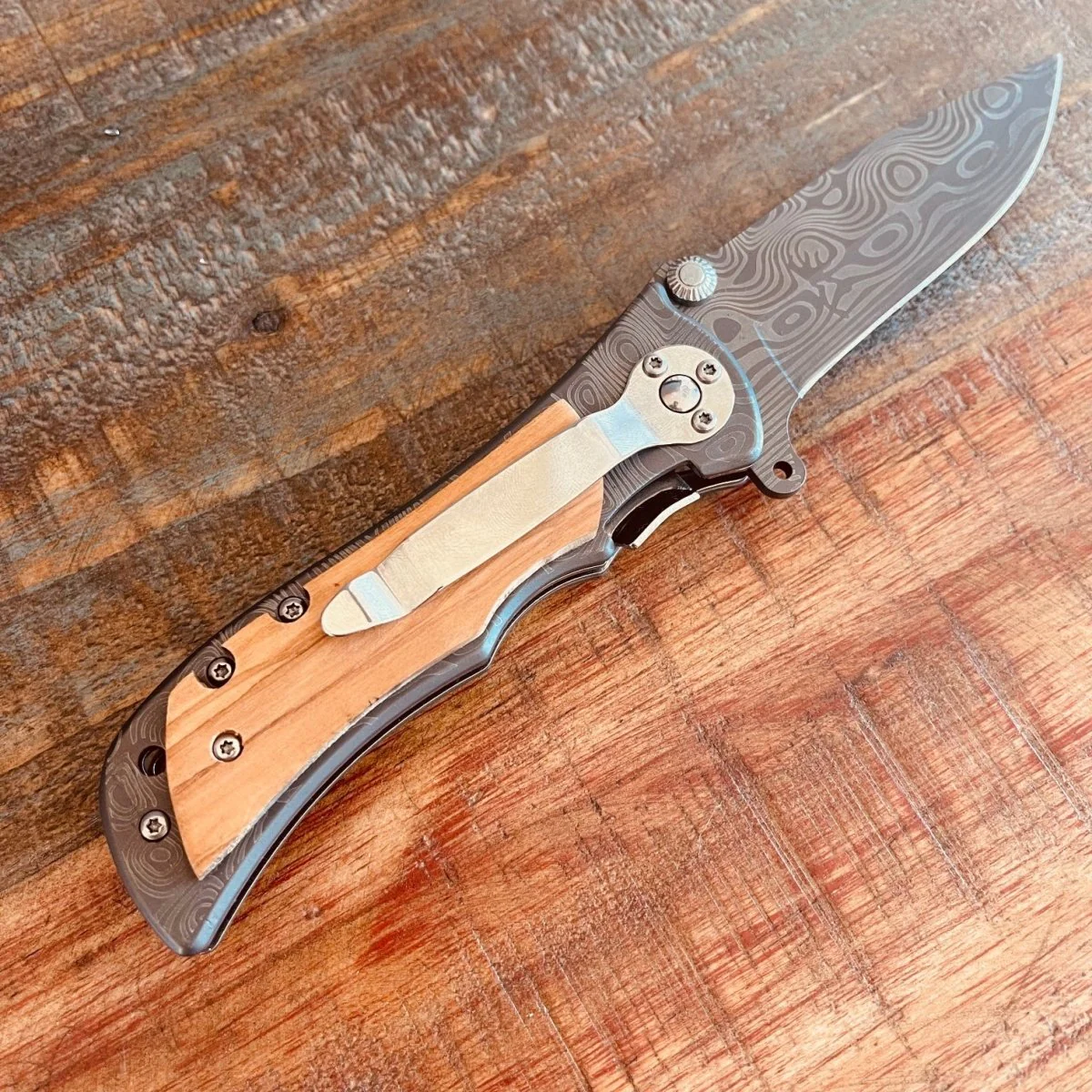 Knife to Remember - Image 12