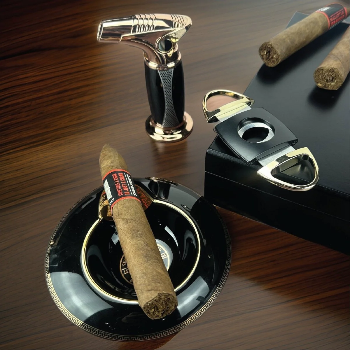 Classic Groomsman Cigar Gift Set - Image 9