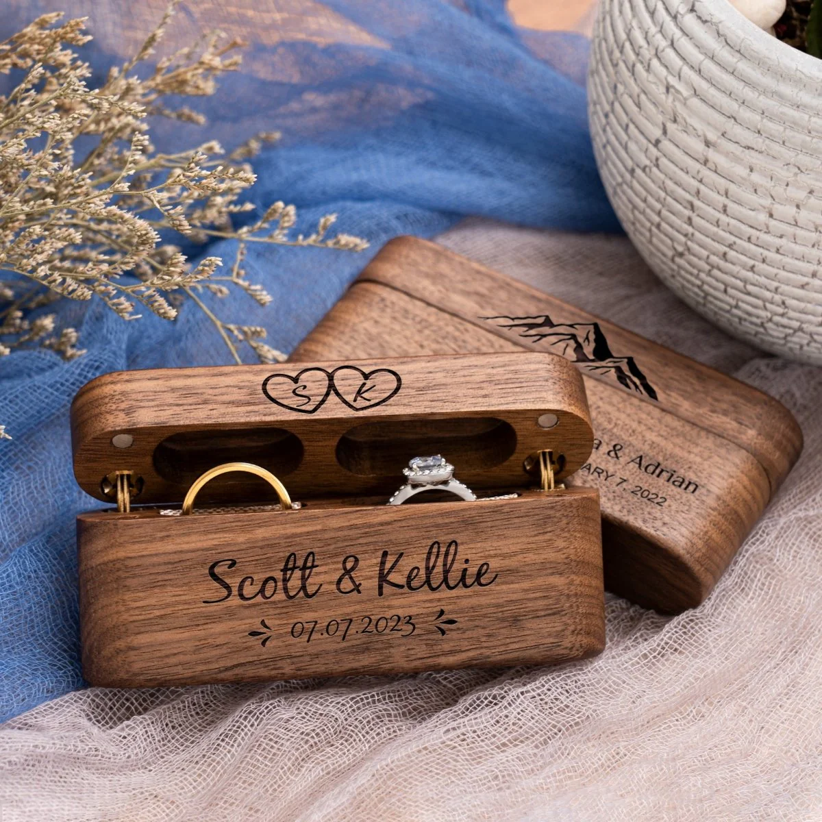 Couples Custom Ring Box - Image 3