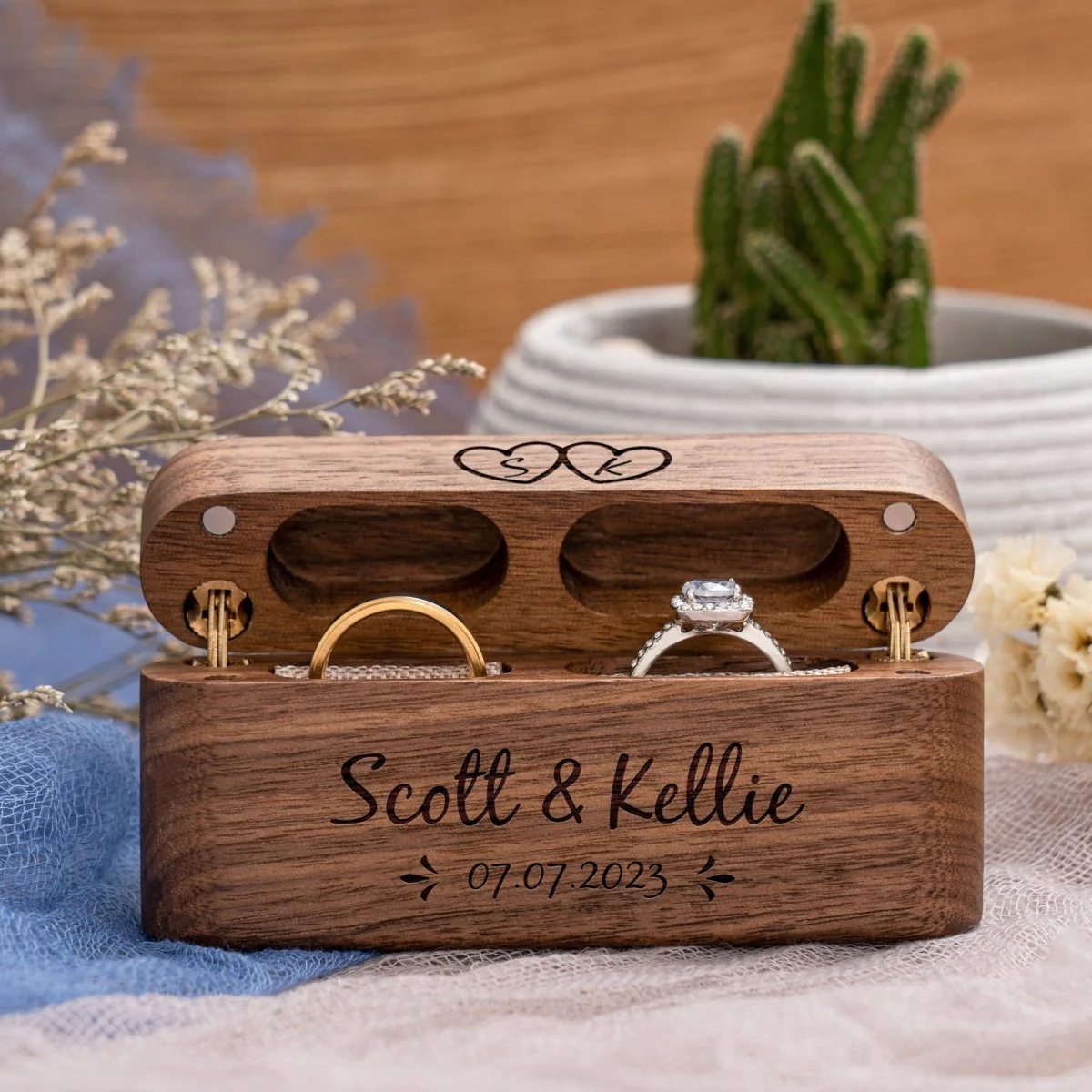 Couples Custom Ring Box - Image 4