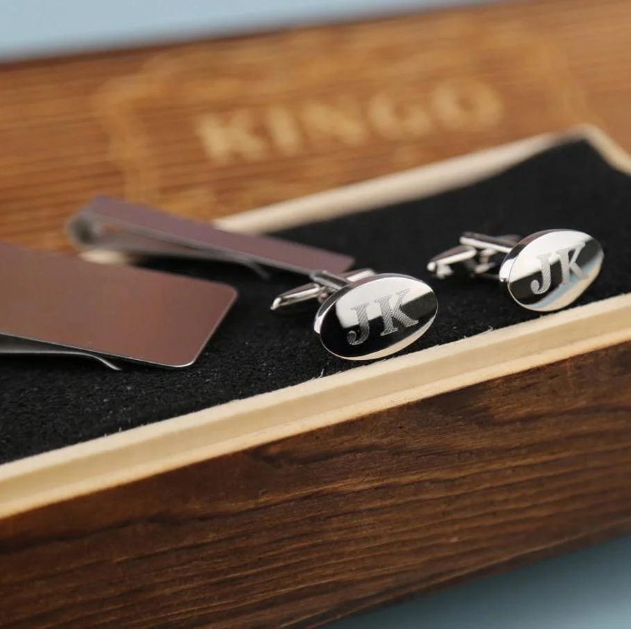 Custom Groomsmen Accessory Set - Image 14