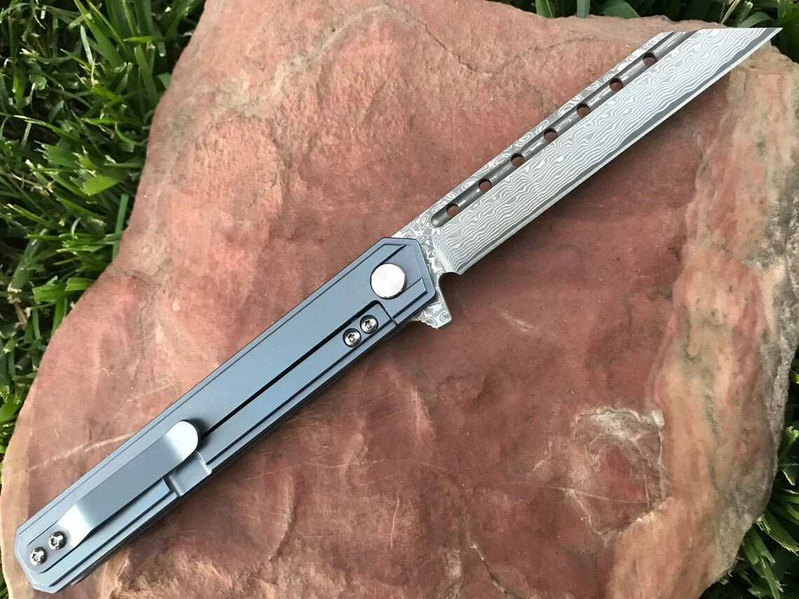 Damascus Steel Pocket Knife - Image 4