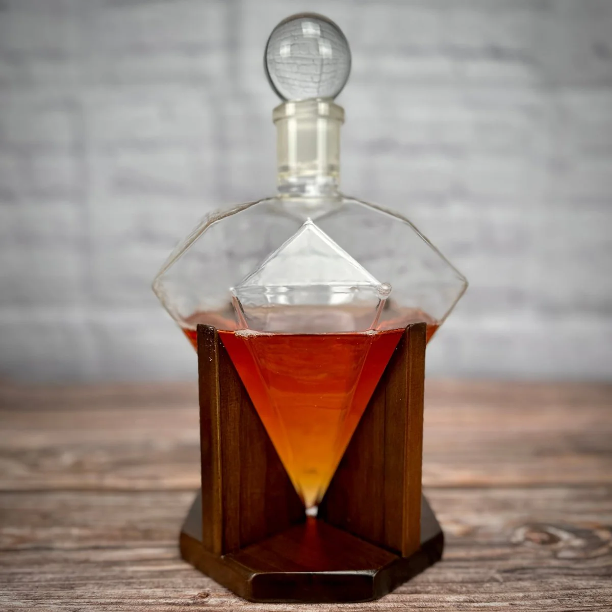 Diamond Decanter - Image 3