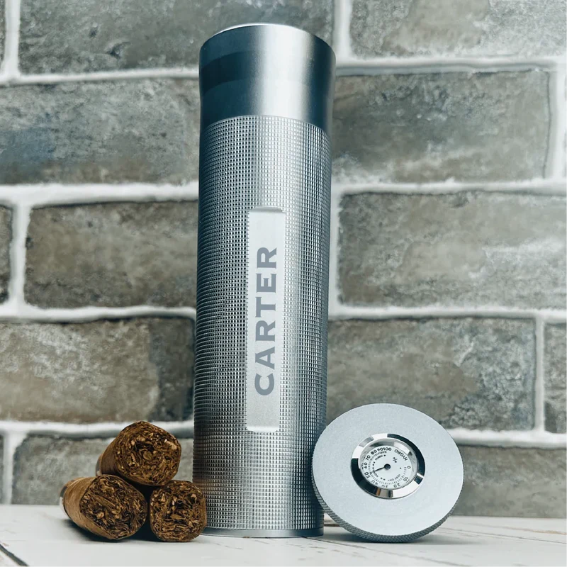 Exquisite Traveler's Trove Luxury Cigar Set for Men - Image 7
