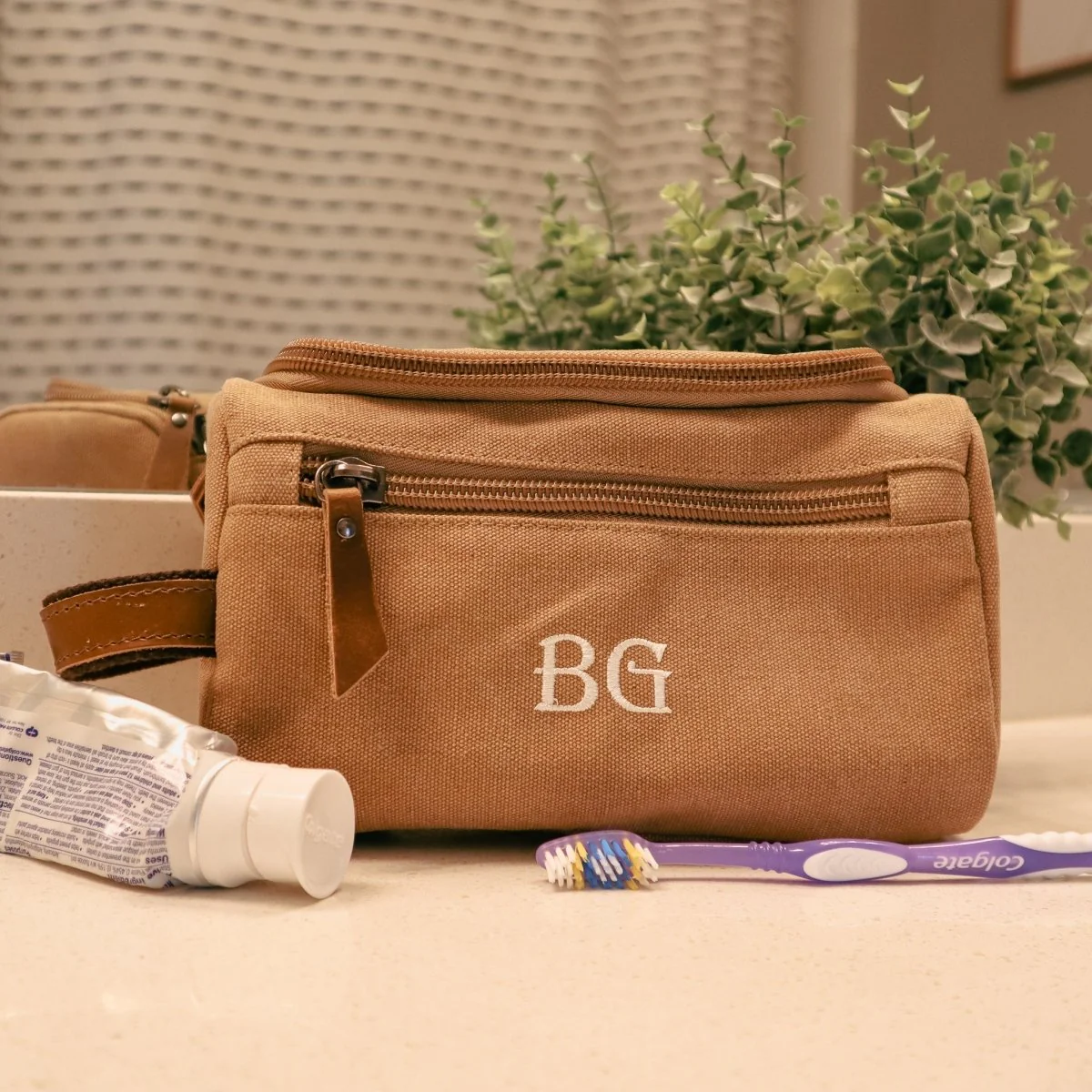 Gentleman’s Toiletry Bag - Image 6