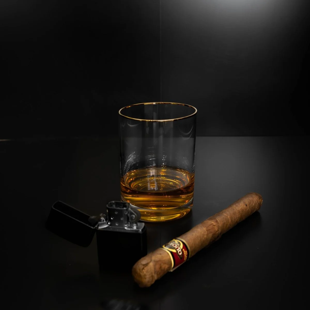 Golden Goose Whiskey Glass - Image 3