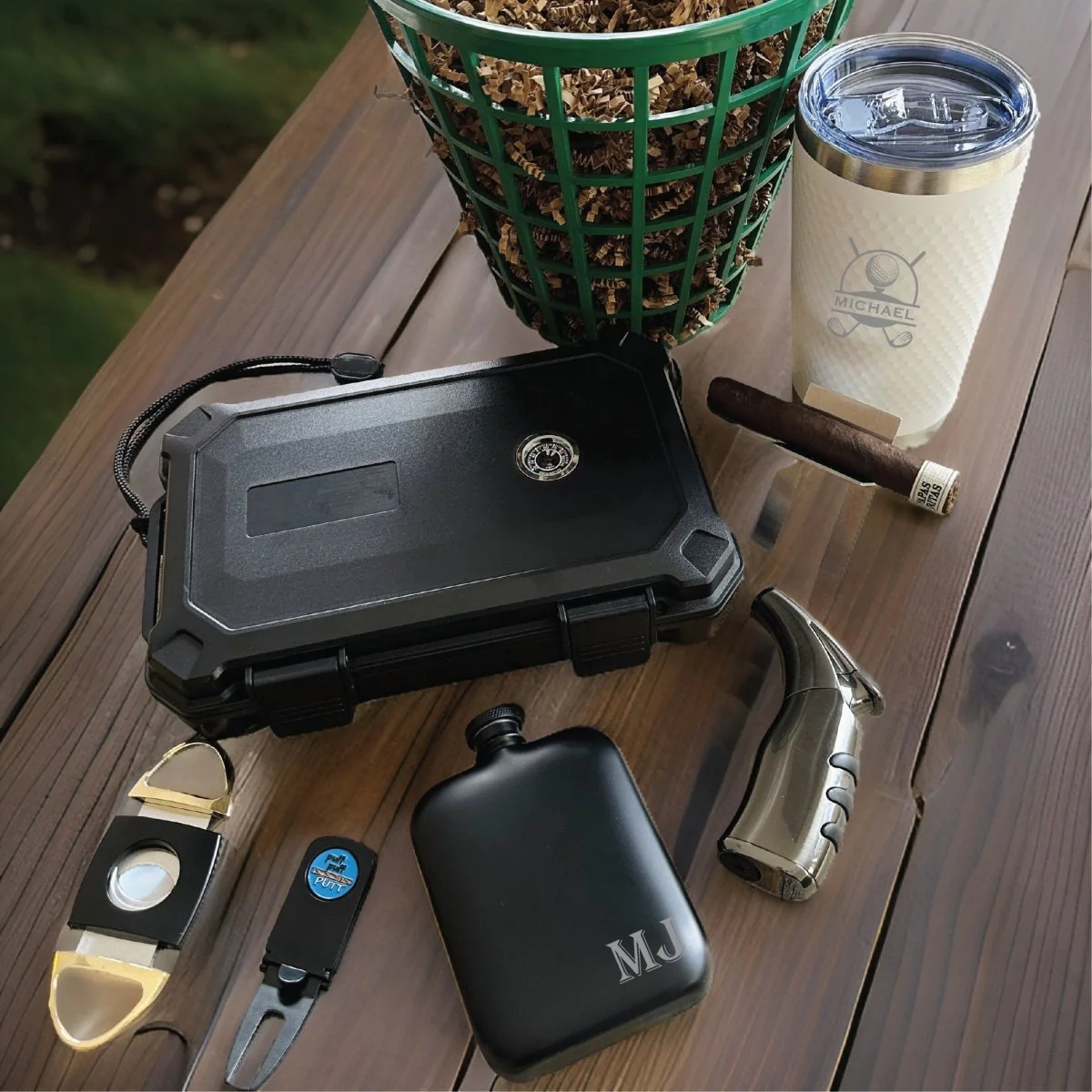 Cigar Lovers Golf Gift Basket - Image 17
