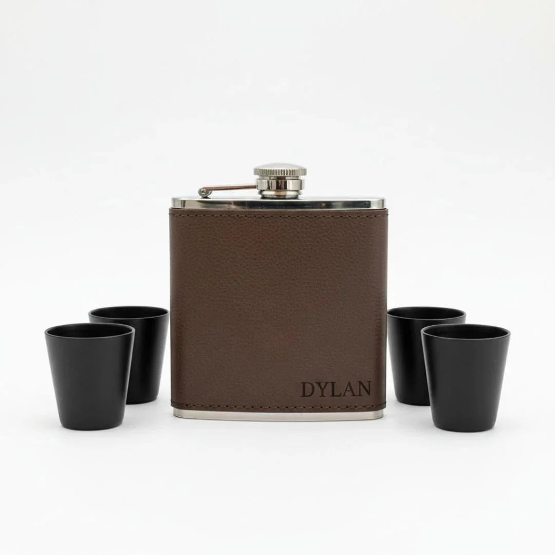 Leather Flask Gift Set - Image 12