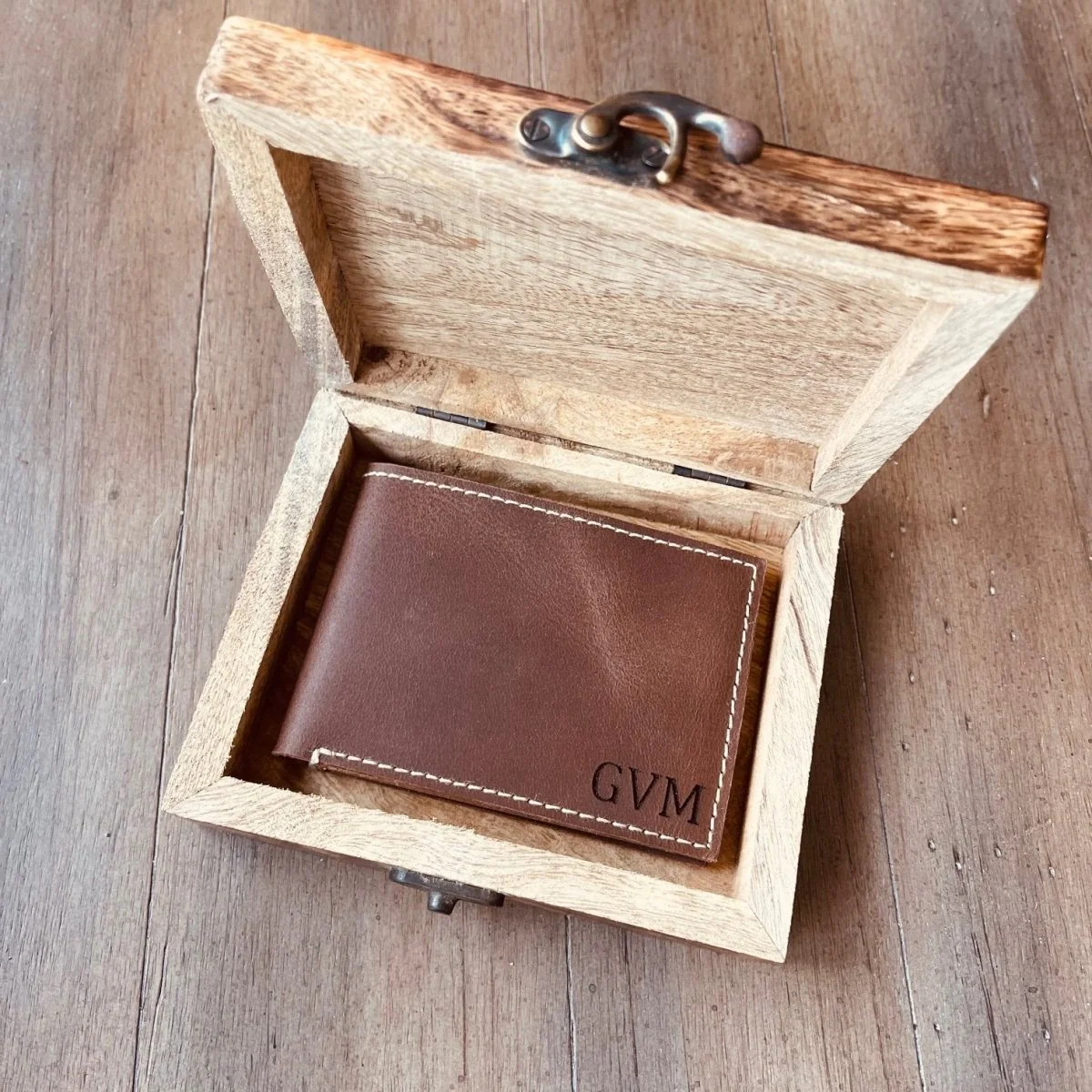 Bucks In a Box - Image 8