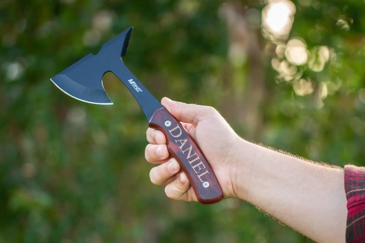 Engraved Hatchet - Image 9