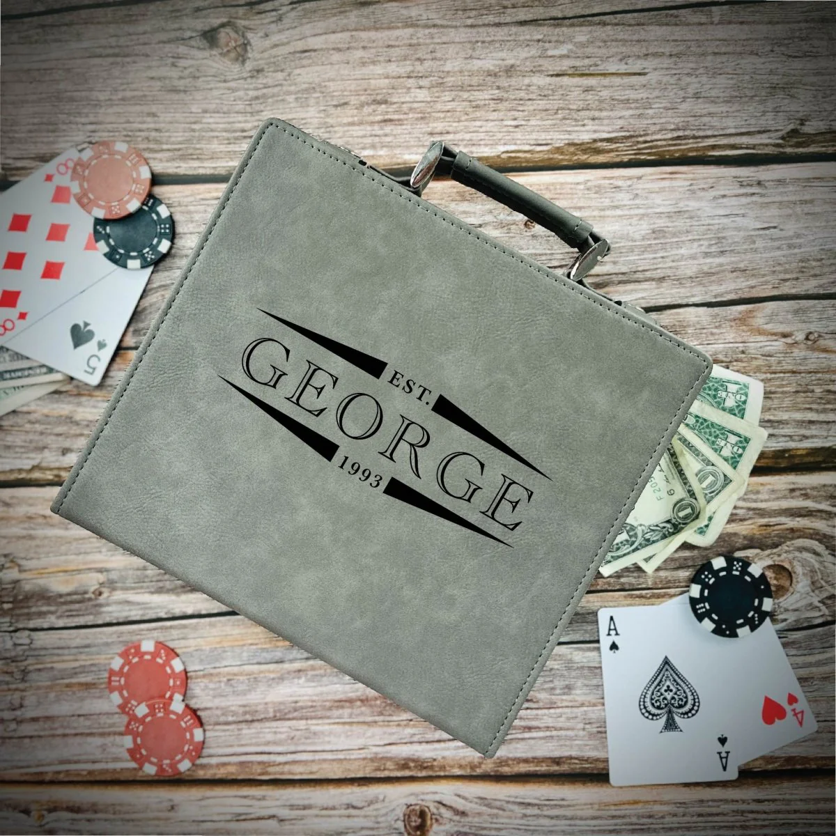Personalized Poker Set - Image 4