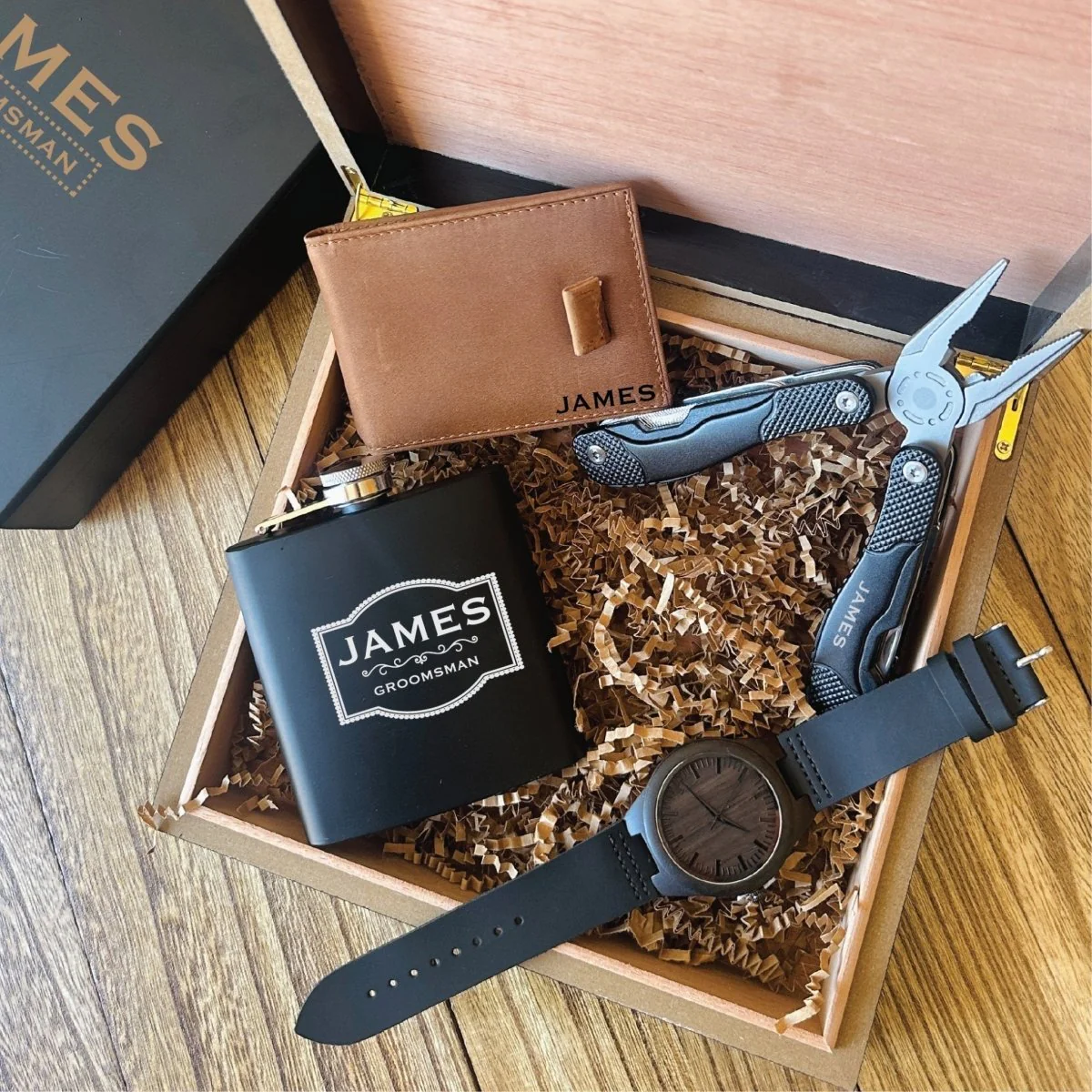 Personalized Premier Groomsman Gift Box Set - Image 17