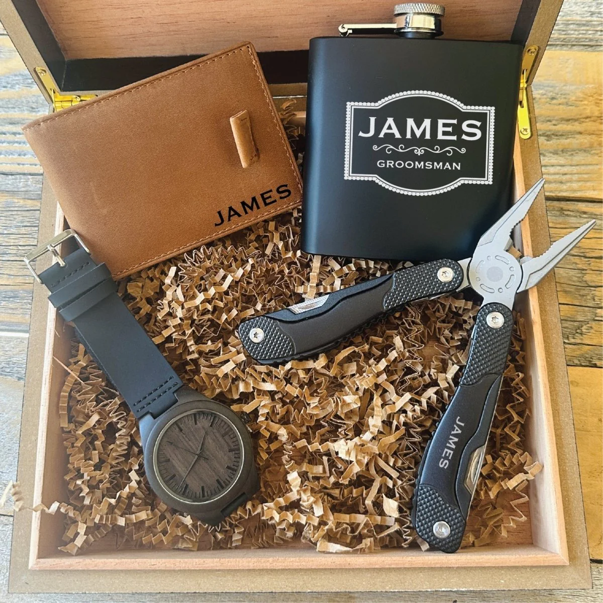 Personalized Premier Groomsman Gift Box Set - Image 3