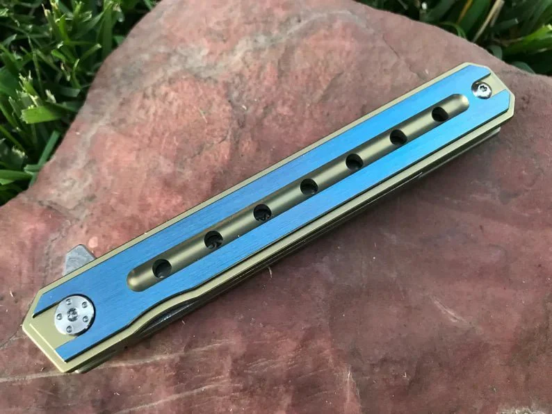Titanium EDC Damascus Knife - Image 5